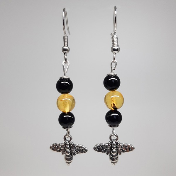 Boucles d'oreilles Ambre et Onyx noir, breloque abeille.