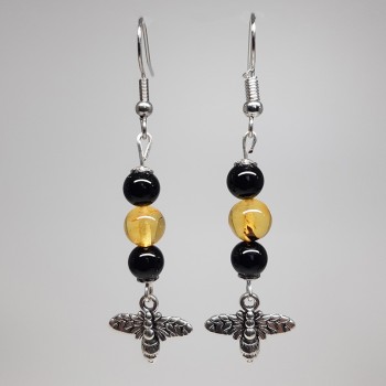 Boucles d'oreilles Ambre et Onyx noir, breloque abeille.