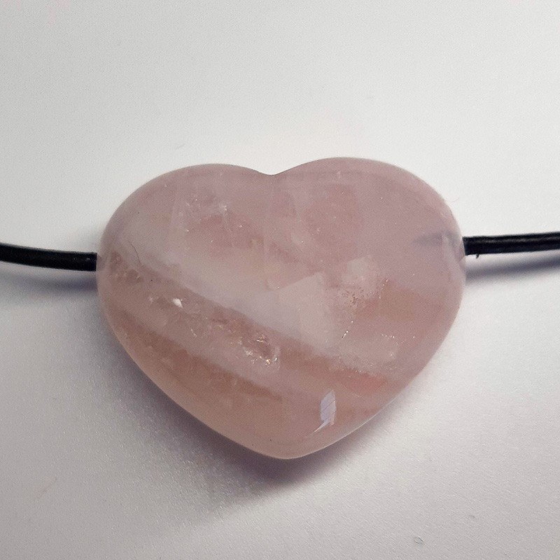 Pendentif Quartz rose, pierre percée.