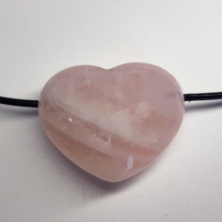 Pendentif Quartz rose, pierre percée.
