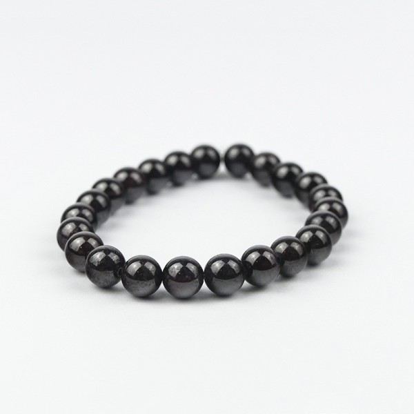 Bracelet en pierres naturelles Grenat almandin .