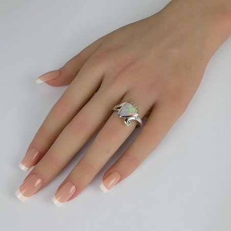Bague Opale blanche et argent rhodié