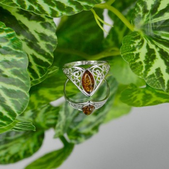 Bague Ambre navette et argent rhodié