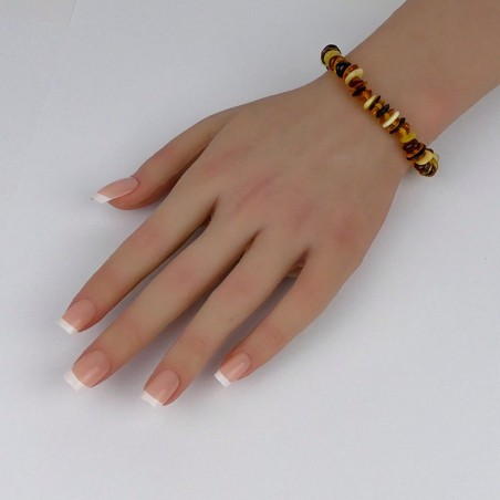 Bracelet en fragments naturels d'Ambre polis.