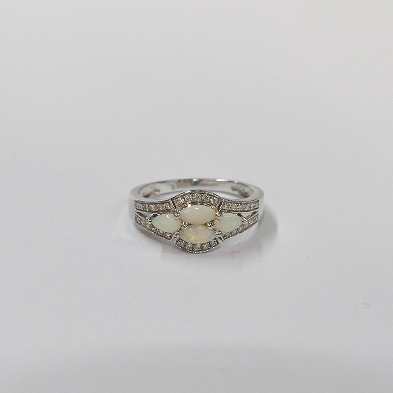 Bague Opale blanche navettes et Oxyde de Zirconium, Argent 925 rhodié