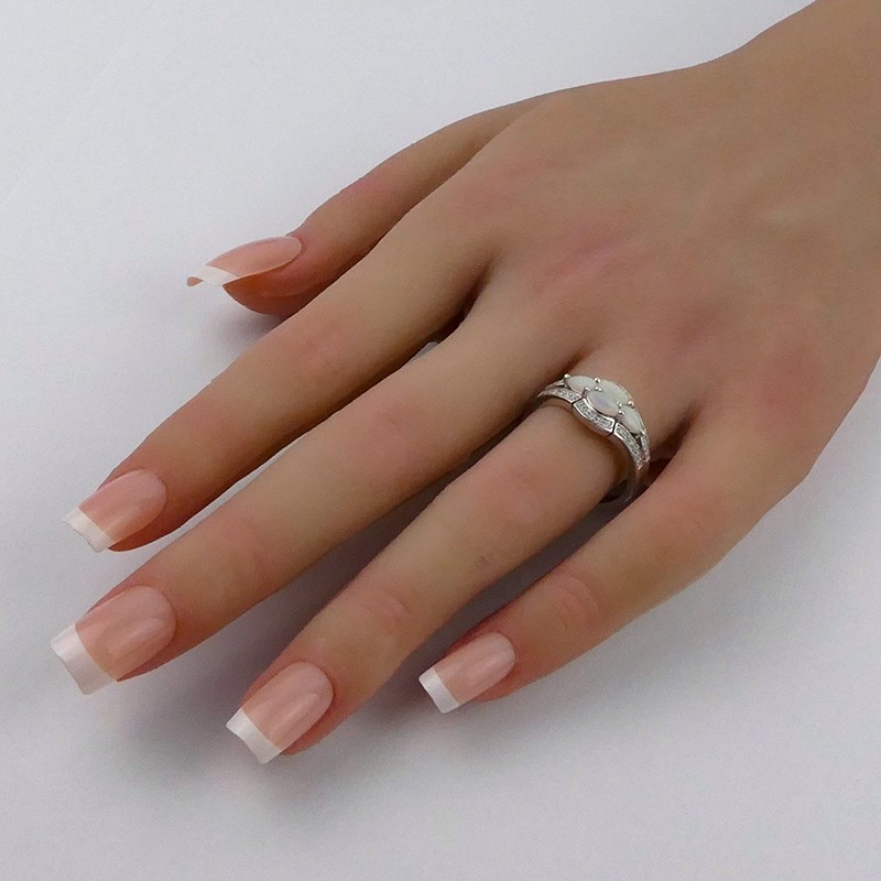 Bague Opale blanche navettes et Oxyde de Zirconium, Argent 925 rhodié