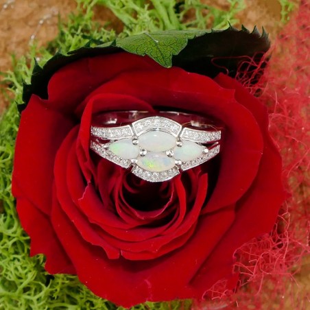 Bague Opale blanche navettes et Oxyde de Zirconium, Argent 925 rhodié