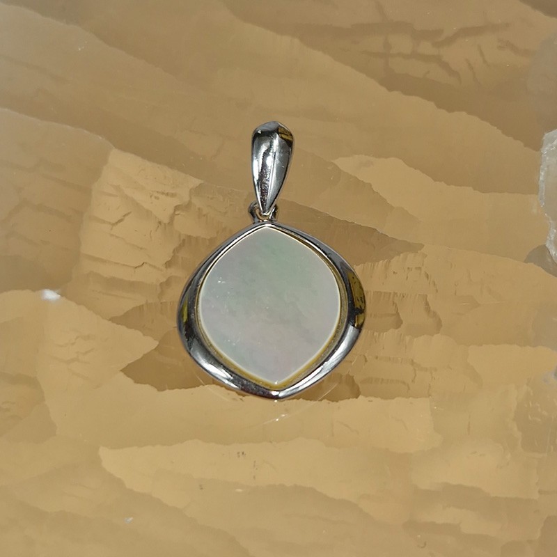 Pendentif Nacre et Argent 925