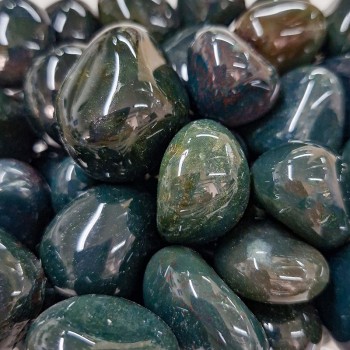 Héliotrope ou Jaspe sanguin, pierre roulée.