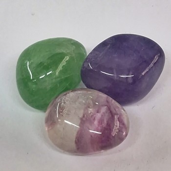 Fluorite, pierre naturelle polie.