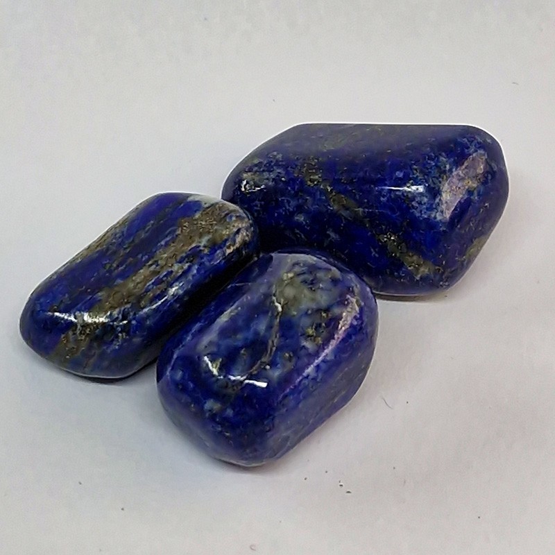 Pierre naturelle polie,  Lapis-Lazuli.