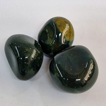 Héliotrope ou Jaspe sanguin, pierre roulée.