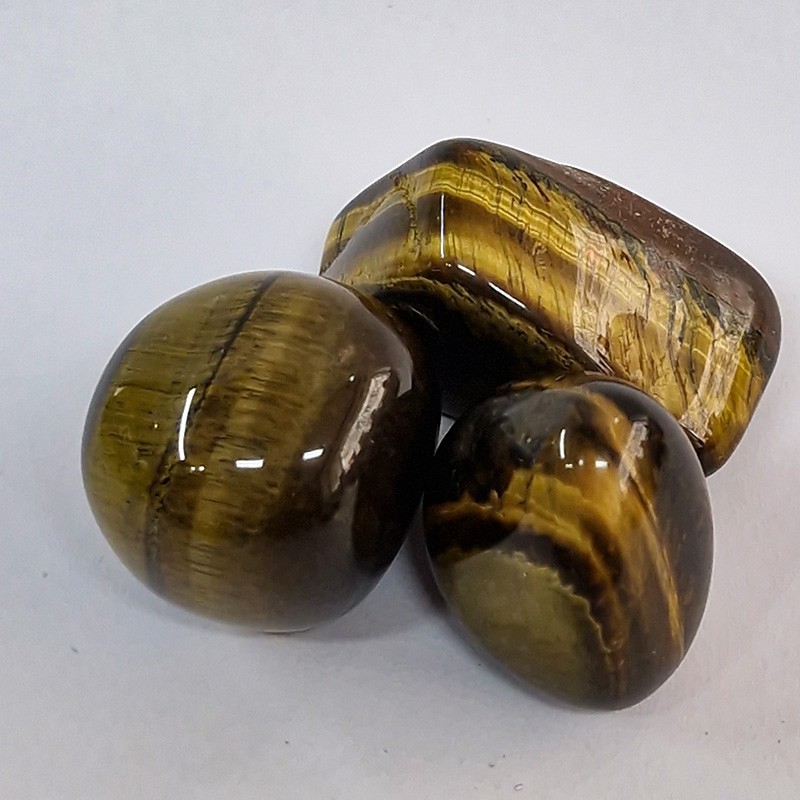 Œil de Tigre, pierre roulée.