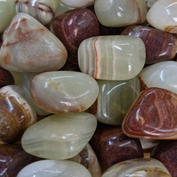 , pierre naturelle polie.