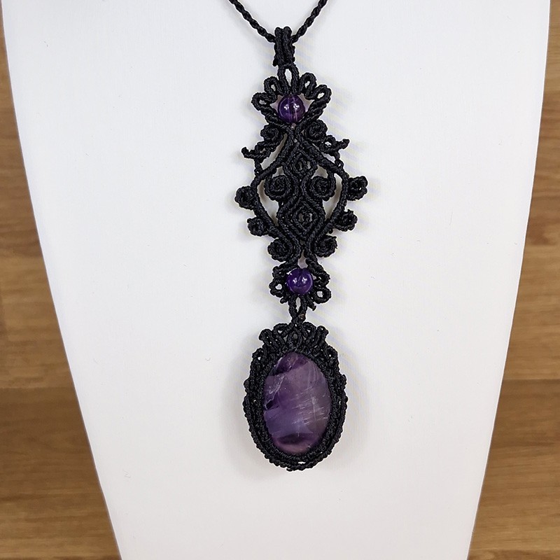 Kopie von Kopie von Kopie von Collier Aigue Marine en macramé