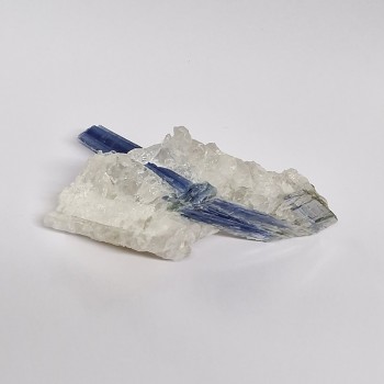 Cyanite et Cristal de Roche