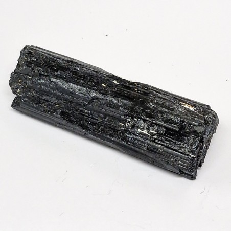 Tourmaline noire, pierre brute