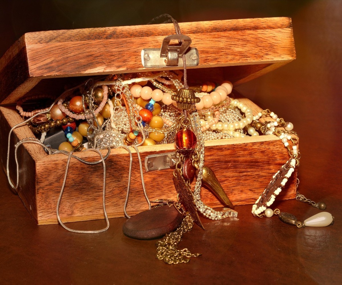 Unique natural stone jewelry